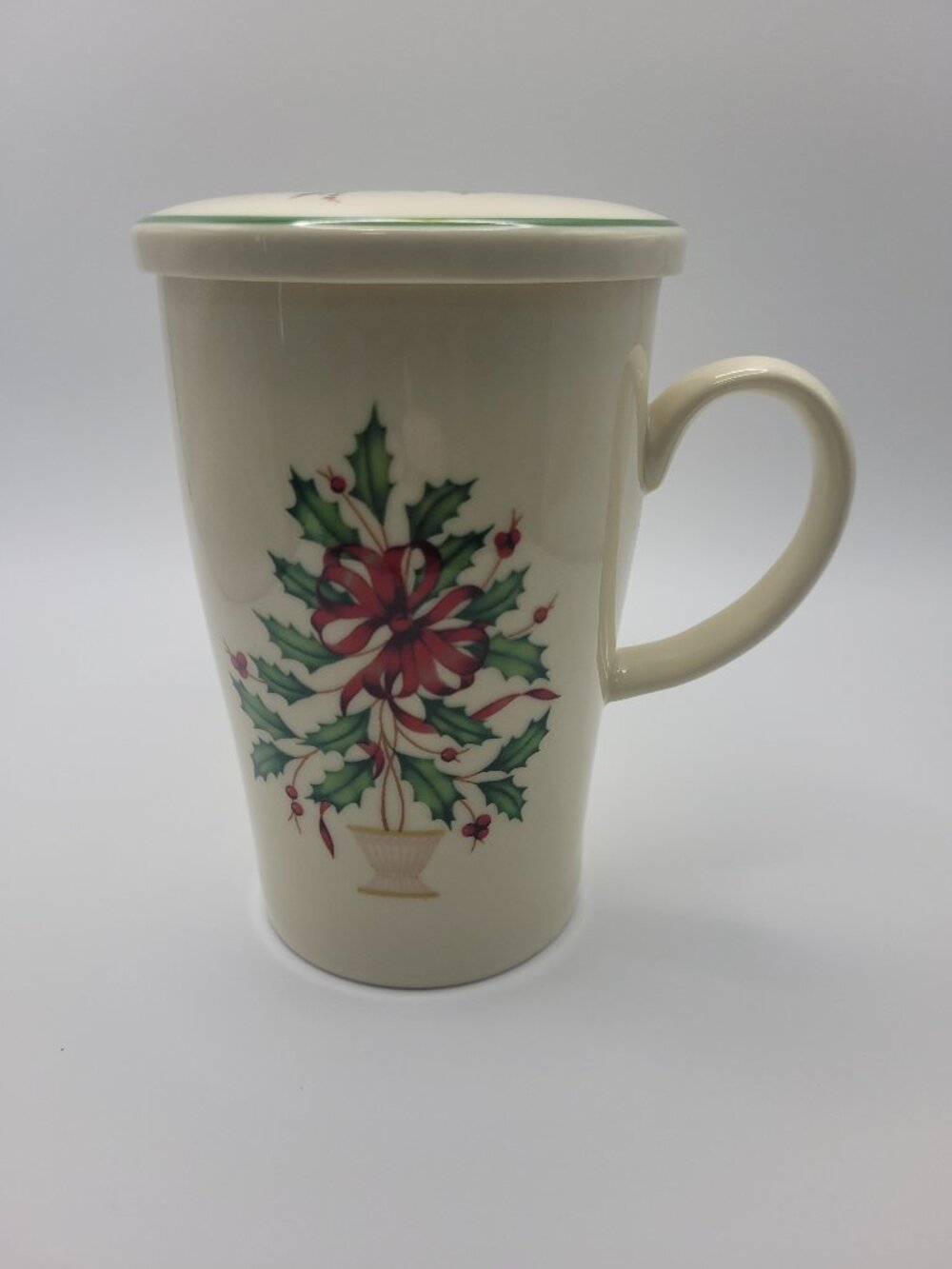 Lenox Holiday Warmest Wishes Mug w/Lid Tall Holly Tree Red Bow 5.5" Christmas